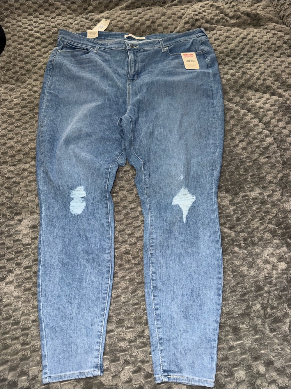 Signature by Levi Strauss Light Blue Distressed Skinny Jeans
